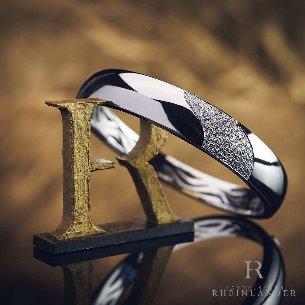 Montblanc bracelet – your perfect accessory for every occasion