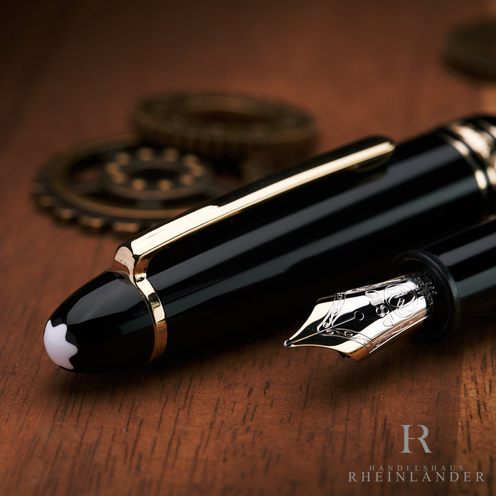 Montblanc Meisterstück LeGrand No 147 Traveller Fountain Pen Gold ID 12090