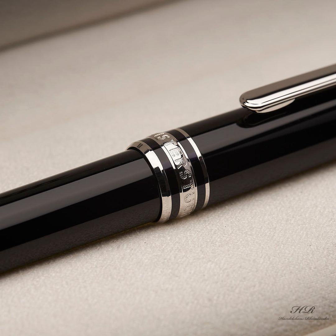 Montblanc Meisterstück Classique 165 Platinum Line Propelling Pencil ID 132448-02868