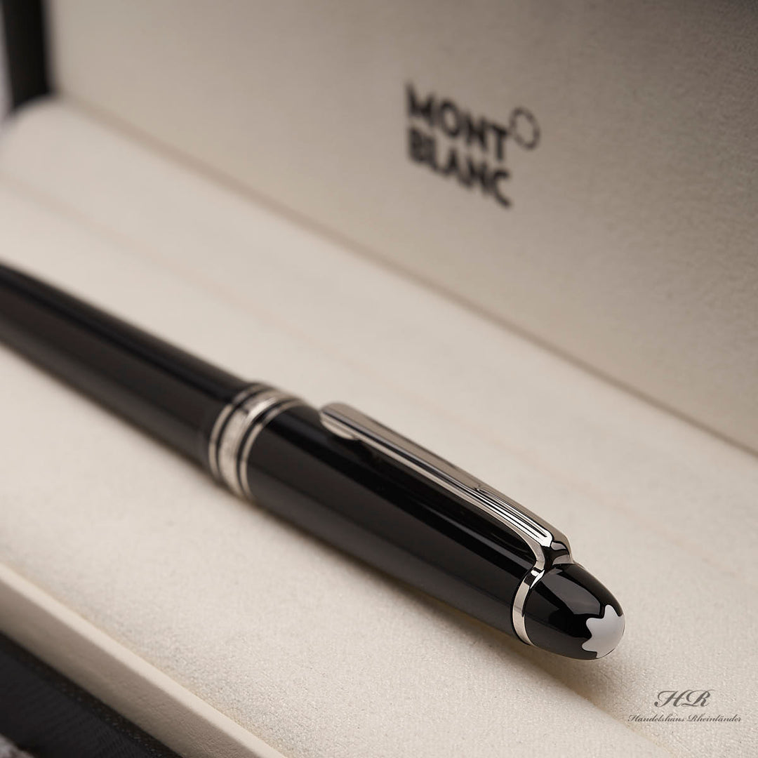 Montblanc Meisterstück Platinum Coated Midsize Ballpoint Pen ID 132491-114185