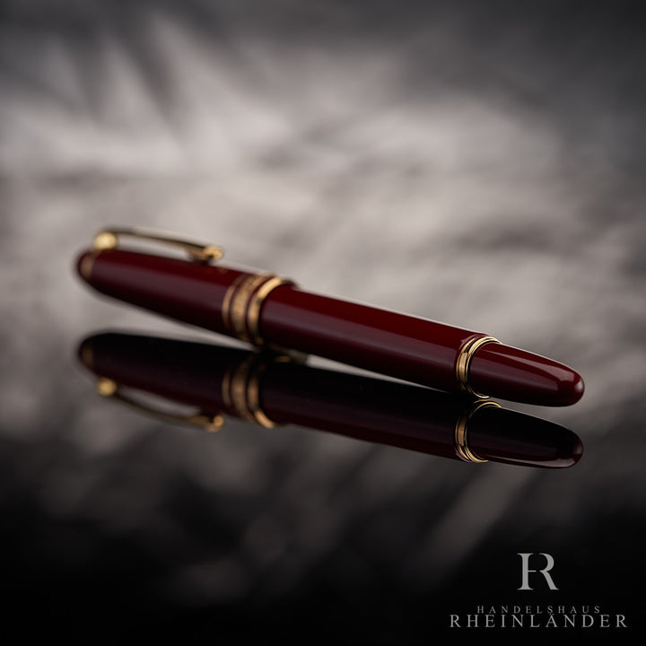 Montblanc Meisterstück Mozart No 114 Fountain Pen Bordeaux Precious Resin