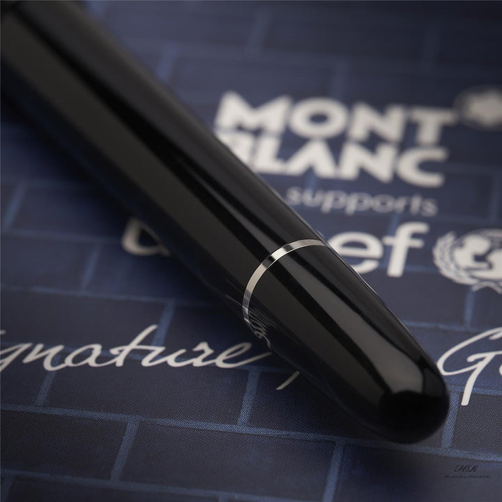 Montblanc Meisterstück Unicef 2013 Classique No 163 Platinum Roller Ball ID 109354
