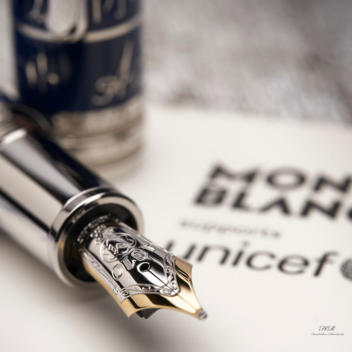 Montblanc Meisterstück UNICEF 2017 Solitaire Le Grand fountain pen ID 116083 with original packaging