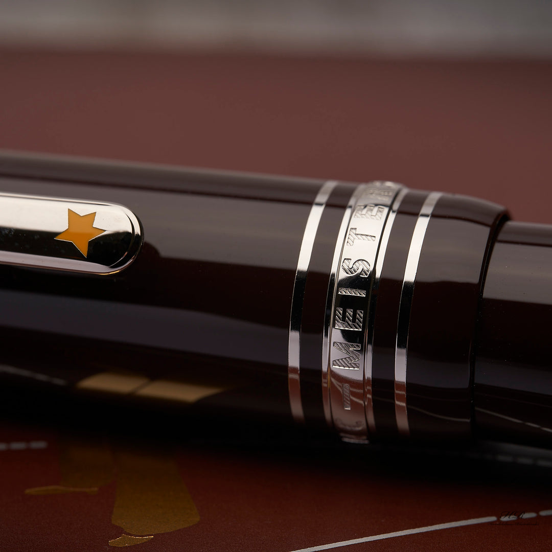 Montblanc Meisterstück Le Petit Prince Aviator Le Grand Fountain Pen ID119660