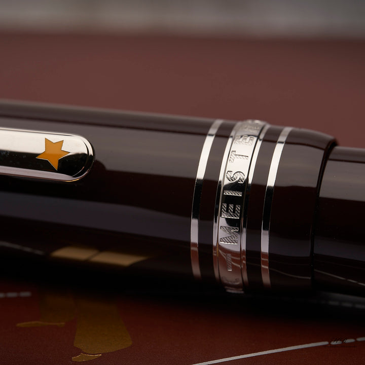 Montblanc Meisterstück Le Petit Prince Aviator Le Grand Fountain Pen ID119660