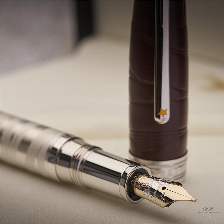 Montblanc Le Petit Prince Solitaire Aviator No 146 Le Grand fountain pen ID 119684 OVP