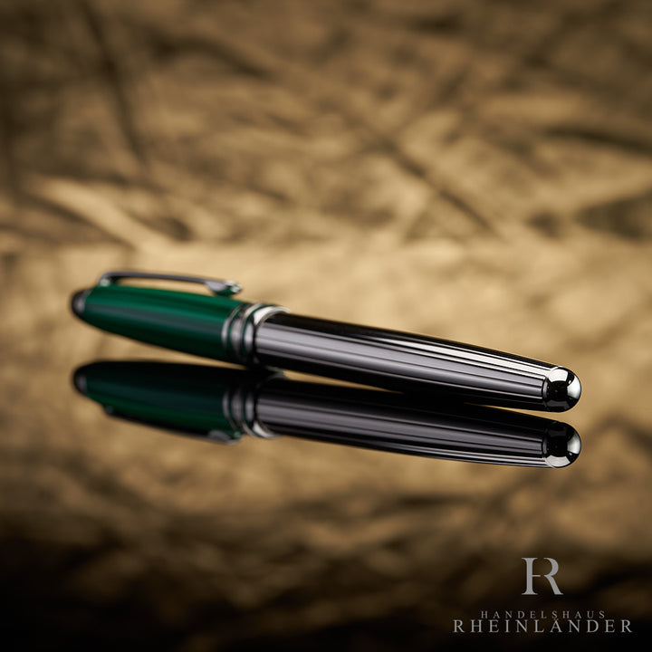 Montblanc Solitaire Classique Nikolai Platinum Fountain Pen Fountain Pen 22144