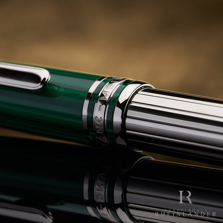 Montblanc Solitaire Classique Nikolai Platinum Fountain Pen Fountain Pen 22144