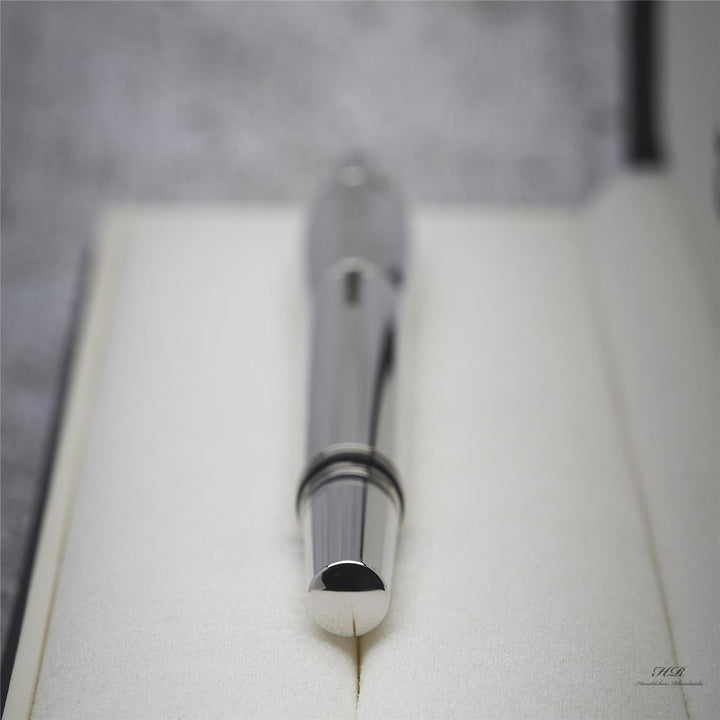 Montblanc Starwalker Metal Line fountain pen with blue cap ID 132537-118875