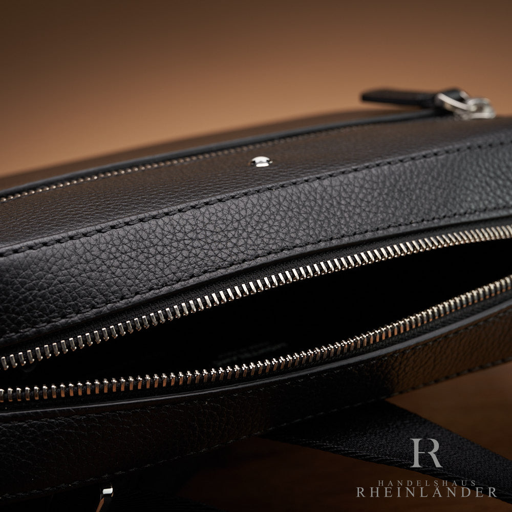 Montblanc Leather Goods Soft Grain Messenger Bag Small Black Zipper