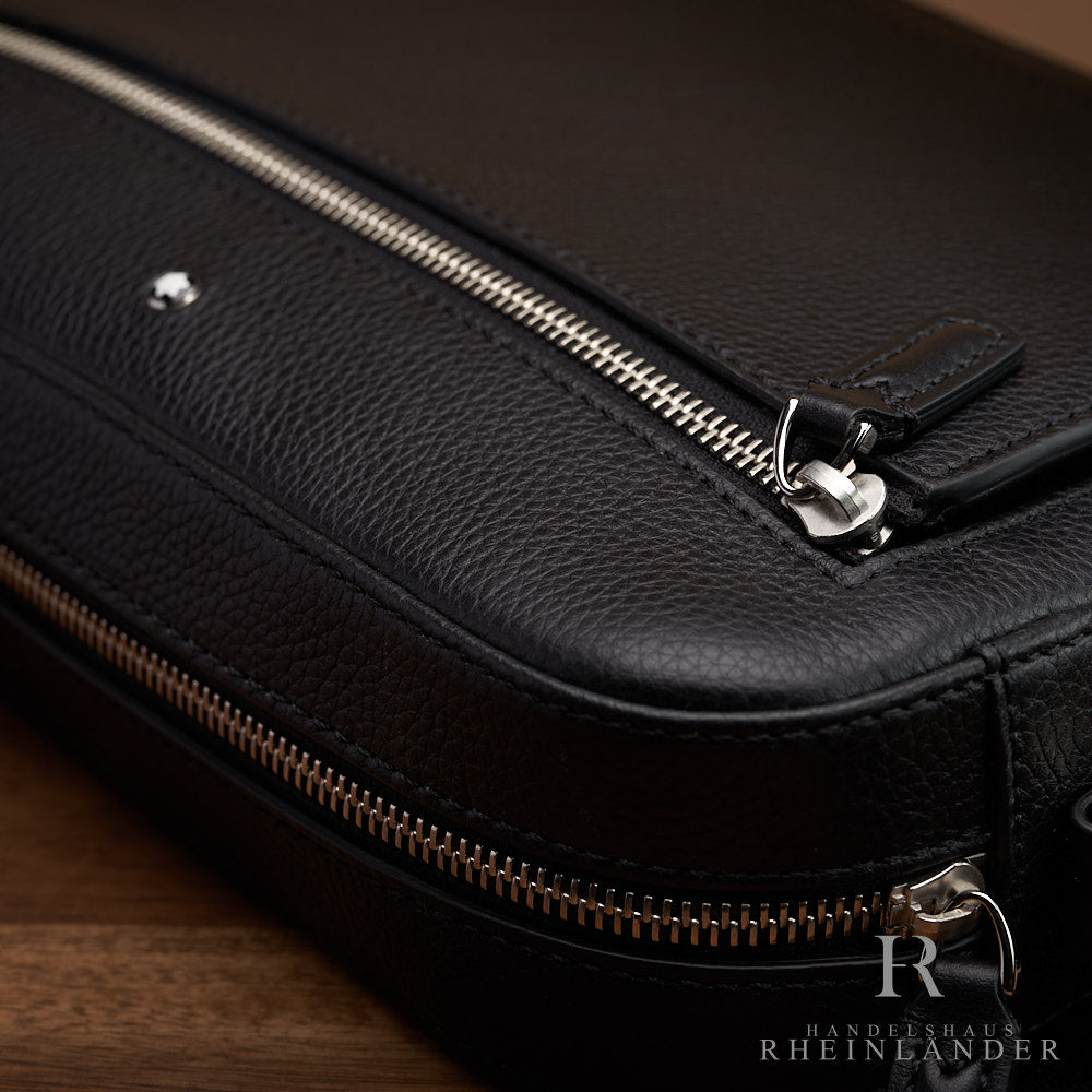 Montblanc Leather Goods Soft Grain Messenger Bag Small Black Zipper