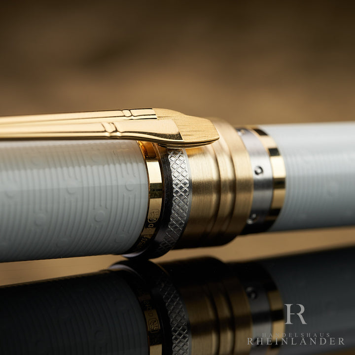 Montblanc Masters of Art Homage to Pierre Auguste Renoir 888 Fountain Pen 132035
