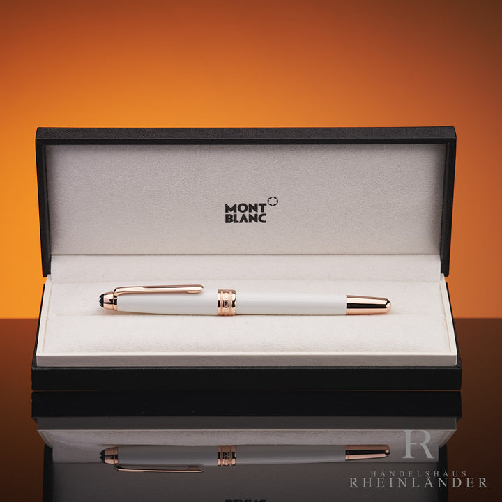 weißer Stift mit rosegoldenen Beschlägen in Montblanc Geschenkbox