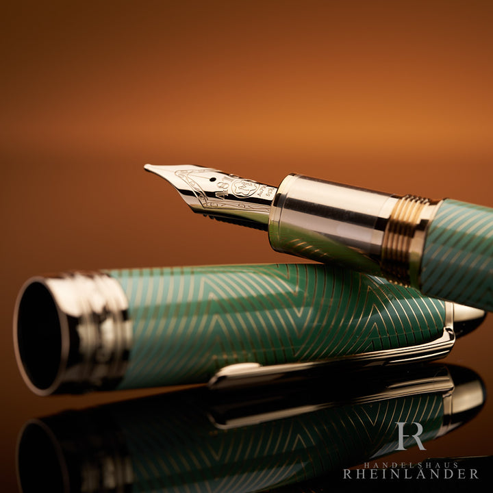 Montblanc Calligraphy Solitaire Celadon Degrade fountain pen 129553