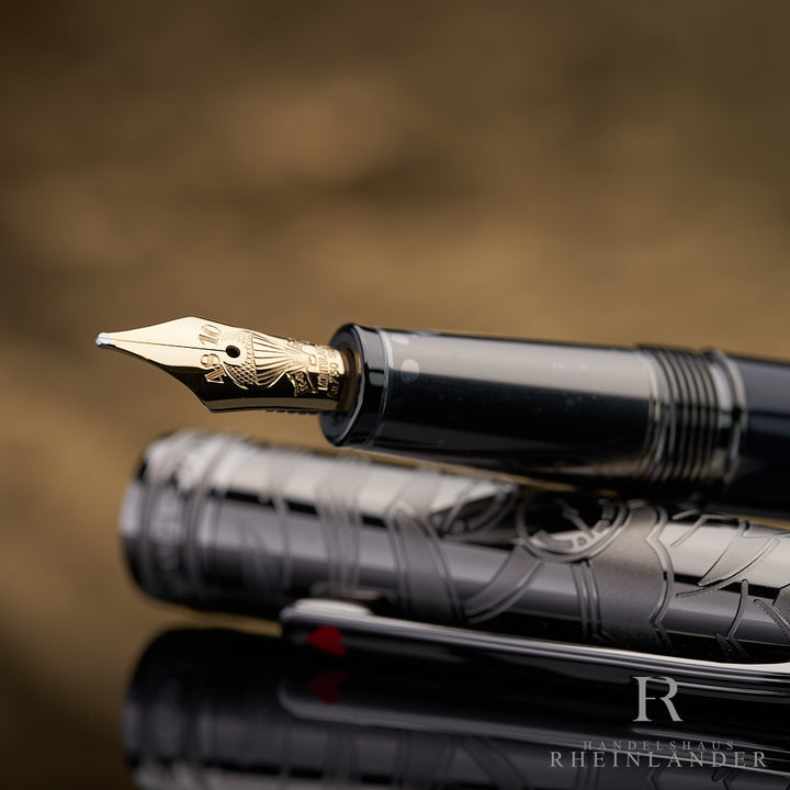 Montblanc Solitaire Doué Around the World in 80 Days Year 3 Füller ID 132893