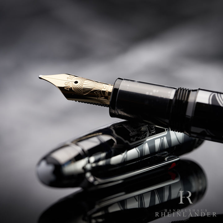 Montblanc Solitaire LeGrand Around the World 80 Days Y3 Füllfederhalter 132897