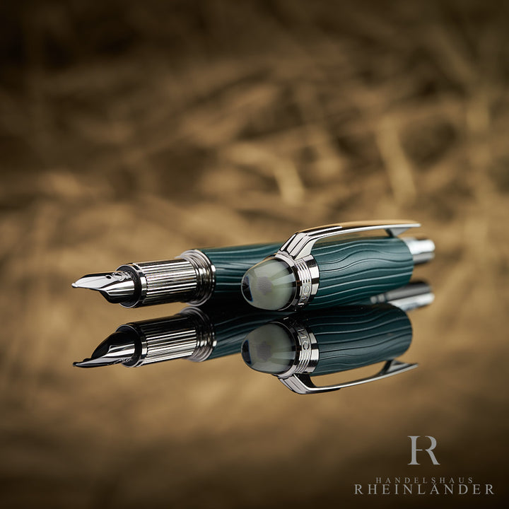 Montblanc Starwalker Polargreen Resin Fountain Pen ID 132902