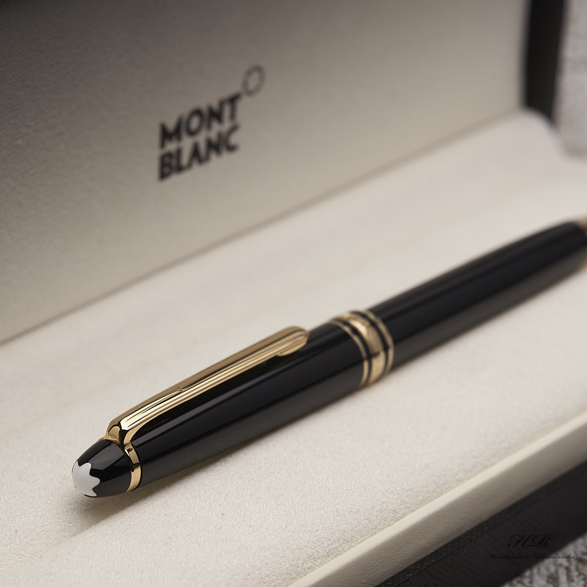 Montblanc Bohème Ballpoint Pen - Exclusive Luxury Writing