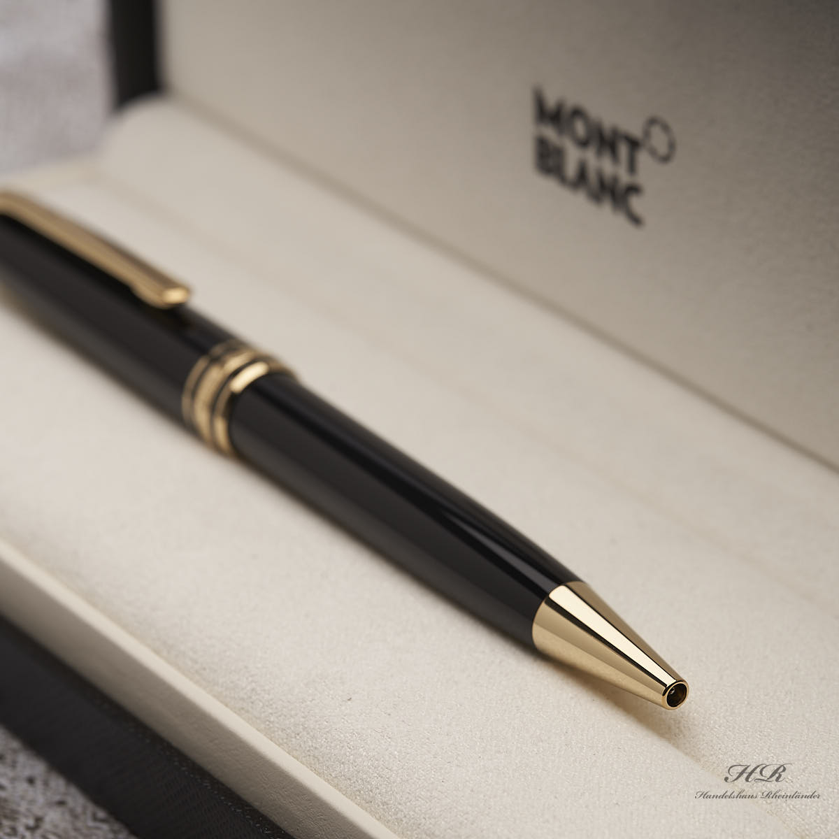 Montblanc Classique Ballpoint Pen Gold – Handelshaus Rheinländer