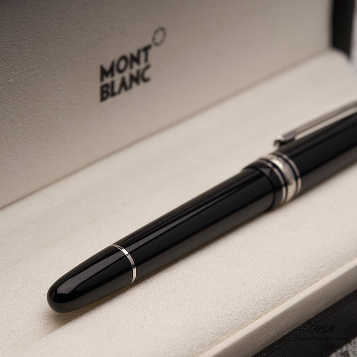 Montblanc Meisterstück Classique No 145 Platinum Line Füllfederhalter ID 106522