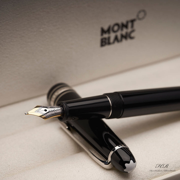 Montblanc Meisterstück Classique No 145 Platinum Line Füllfederhalter ID 106522