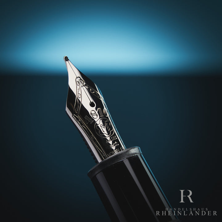 Montblanc Meisterstück Le Grand Ultra Black Edition Fountain Pen ID 114823