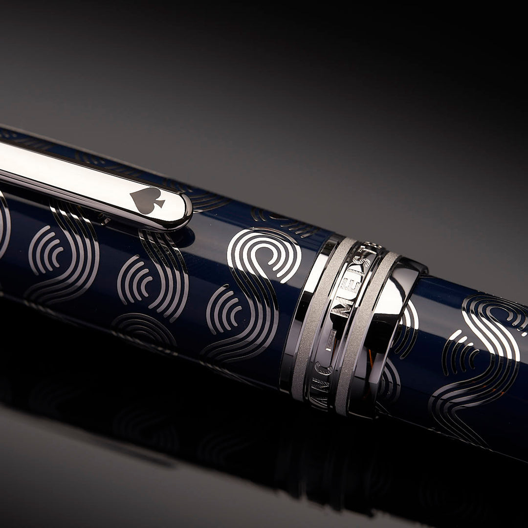 Montblanc Meisterstück Solitaire Around the World in 80 Days Fountain Pen 126353