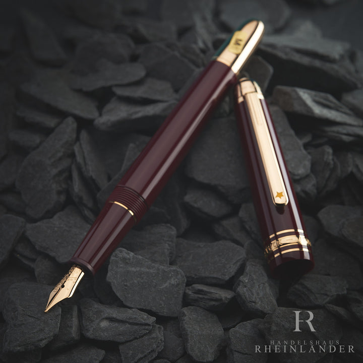 Montblanc Meisterstück Le Petit Prince &amp; Planet Classique Fountin Pen ID 125308