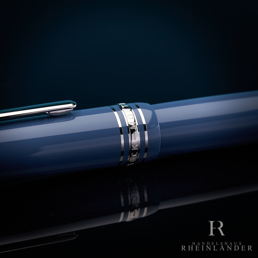 Montblanc Meisterstück Resin LeGrand Glacier Rollerball Fineliner Blue ID 129394