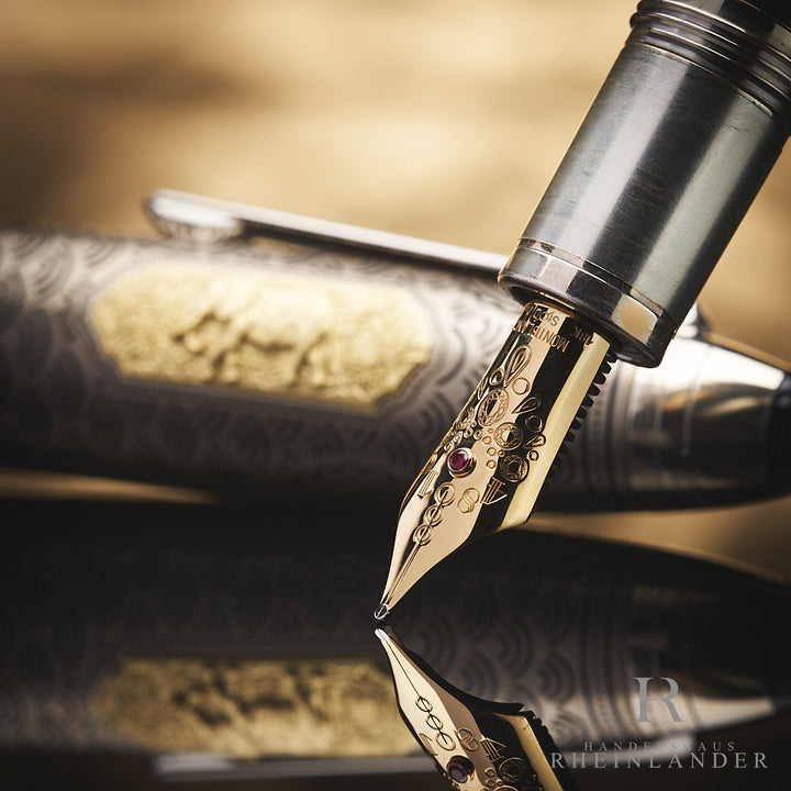 Montblanc Around the World in 80 Days Limited Edition 811 Fountain Pen ID 129840