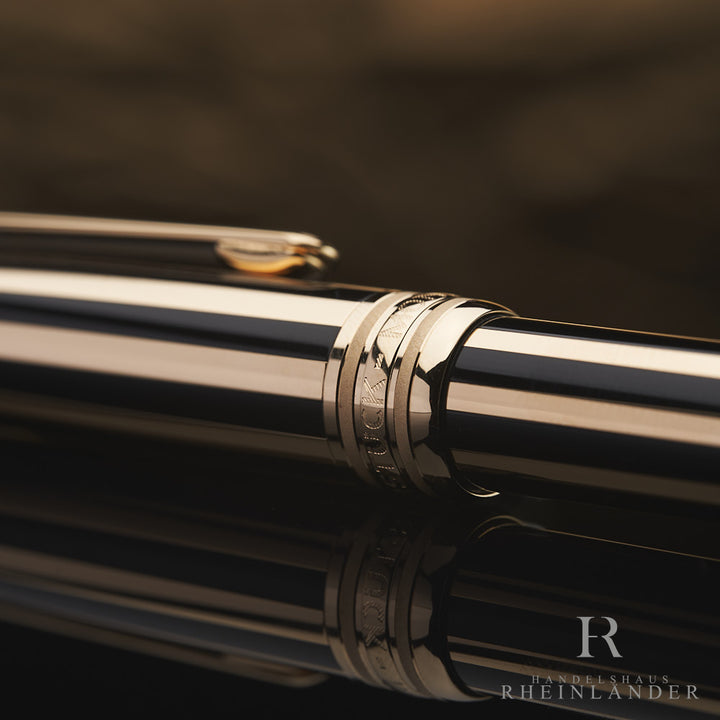 Montblanc Meisterstück Solitaire Gold and Black Classique Kugelschreiber 35981