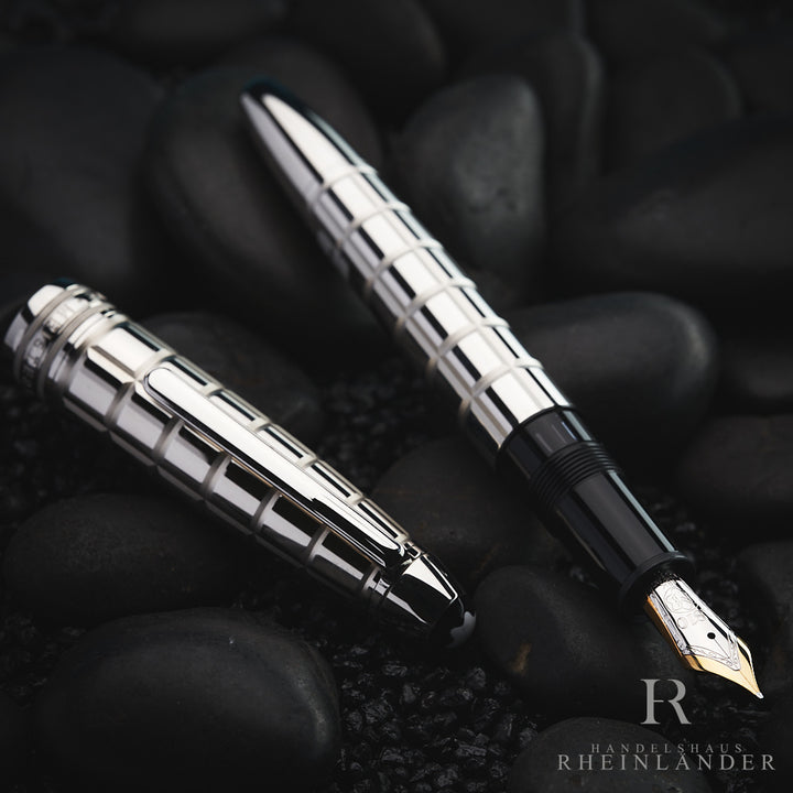 Montblanc Solitaire Platinum Plated Facet No 146 Le Grand Fountain Pen ID 38237 OVP