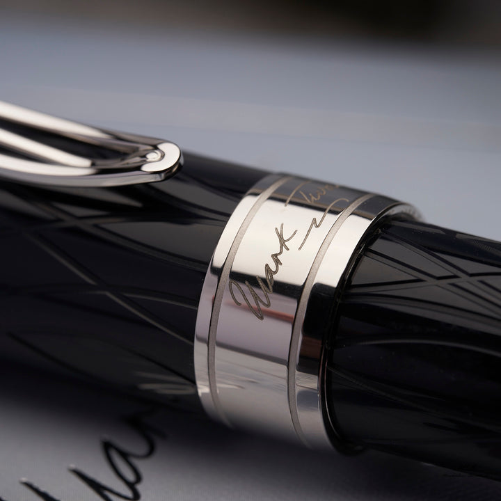 Montblanc Writers Edition from 2010 Mark Twain fountain pen ID 105635 with original packaging