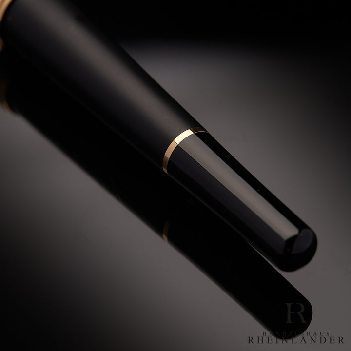 Montblanc Bonheur Nuit Black Resin Gold Fountain Pen Füllfederhalter ID 117473