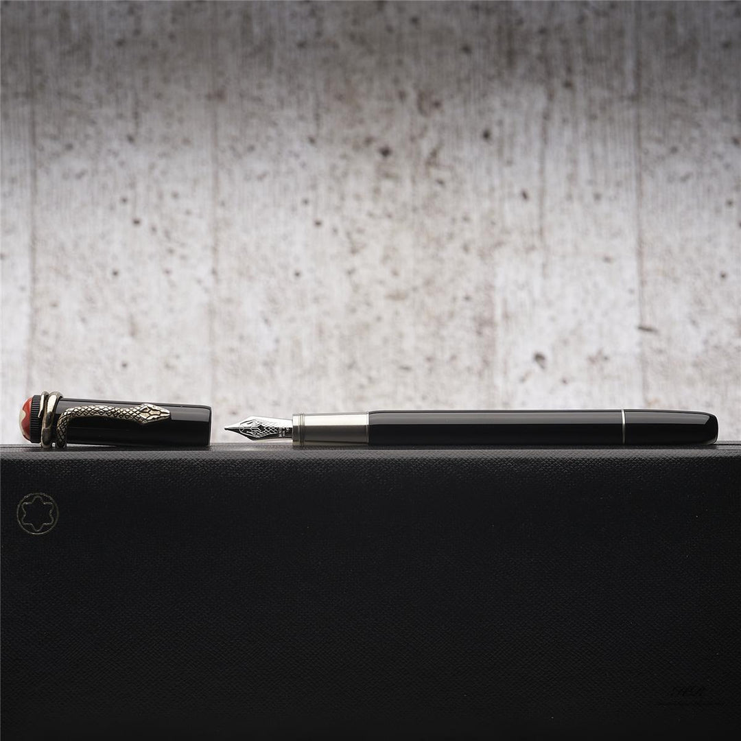 Montblanc Heritage Collection Rouge et Noir Special Edition Füller ID 114722 OVP