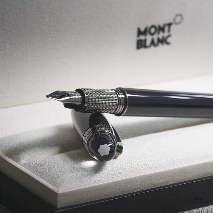 Montblanc Starwalker Midnight Black Resin Line Fountain Pen ID 105655 with OVP