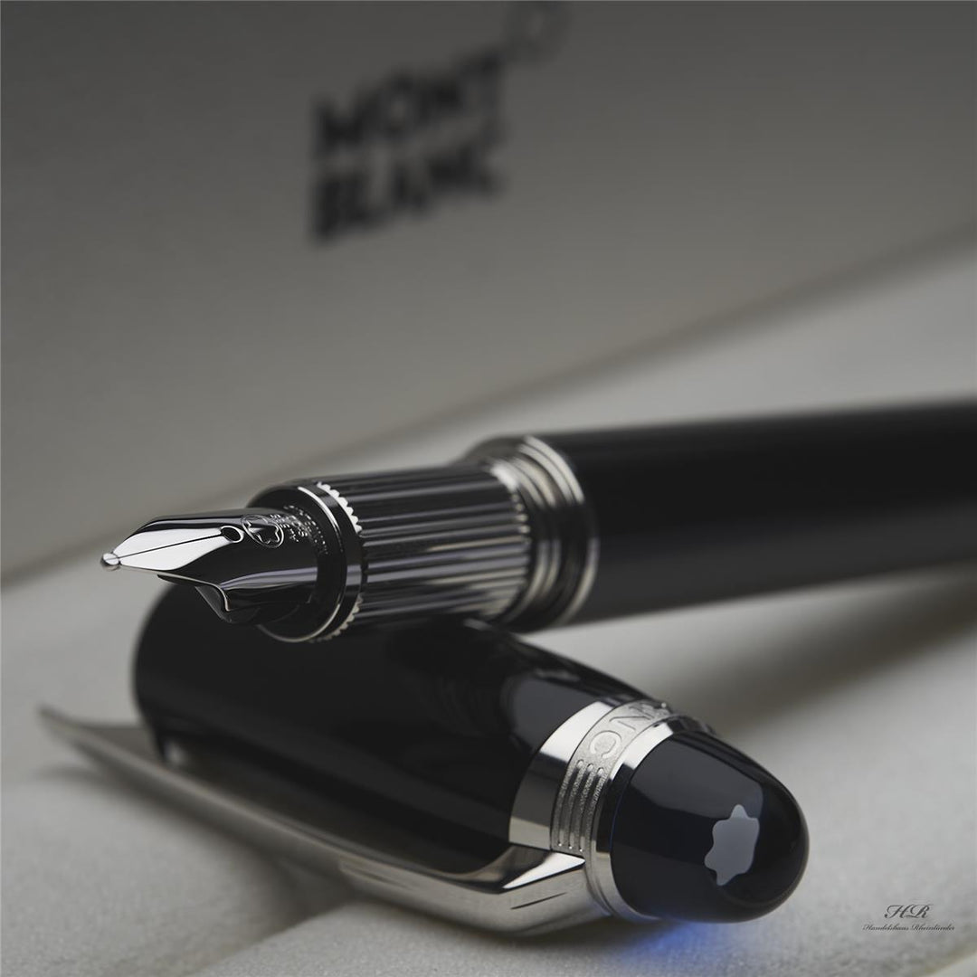 Montblanc Starwalker Resin Line mit blauer Kappe No 118845 Füllfederhalter 2019