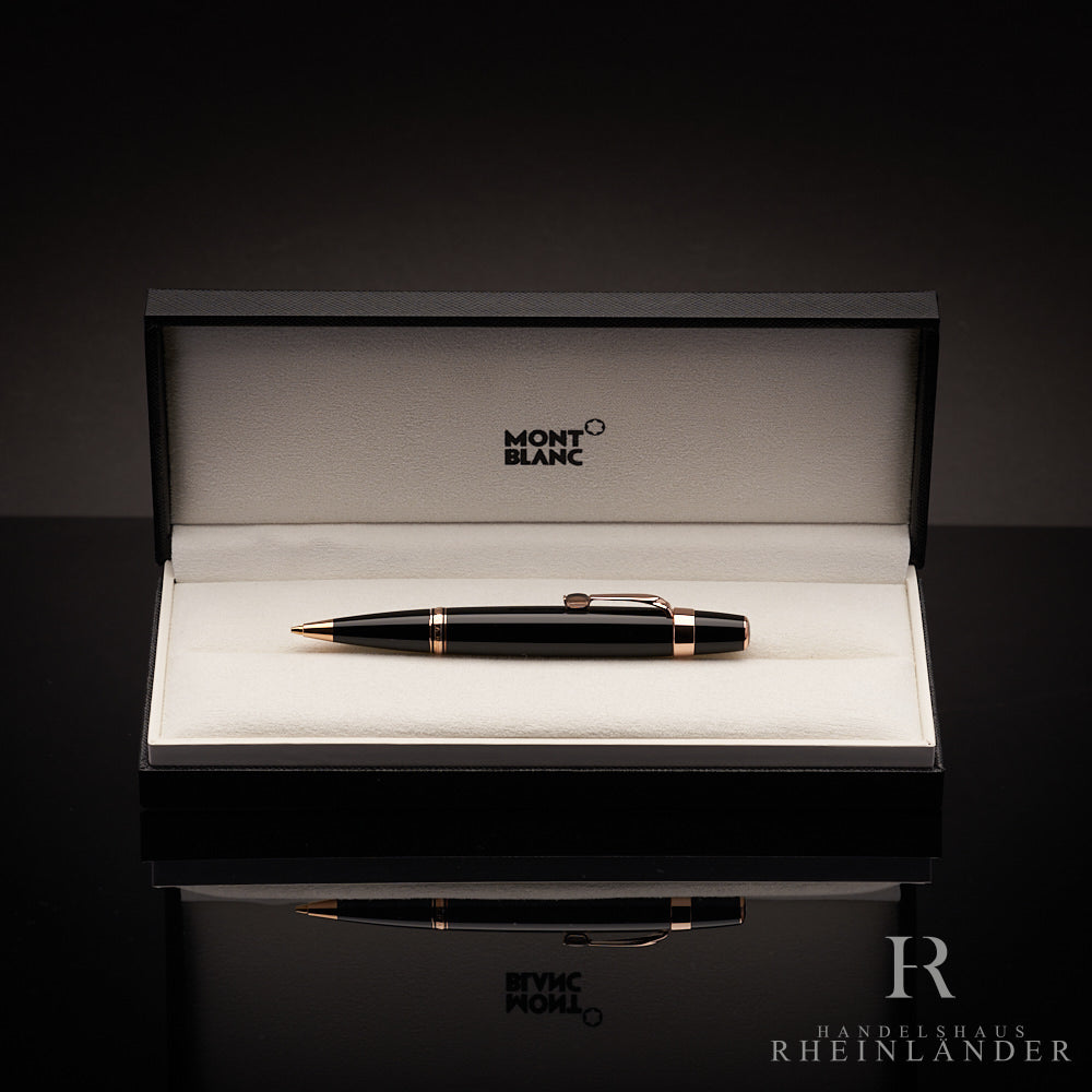 Montblanc Boheme Marron Drehbleistift in Geschenkbox vor schwarzem Hintergrund