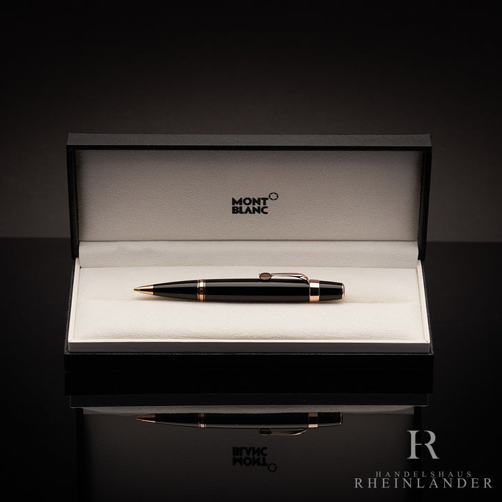 Montblanc Boheme Marron Drehbleistift in Geschenkbox vor schwarzem Hintergrund