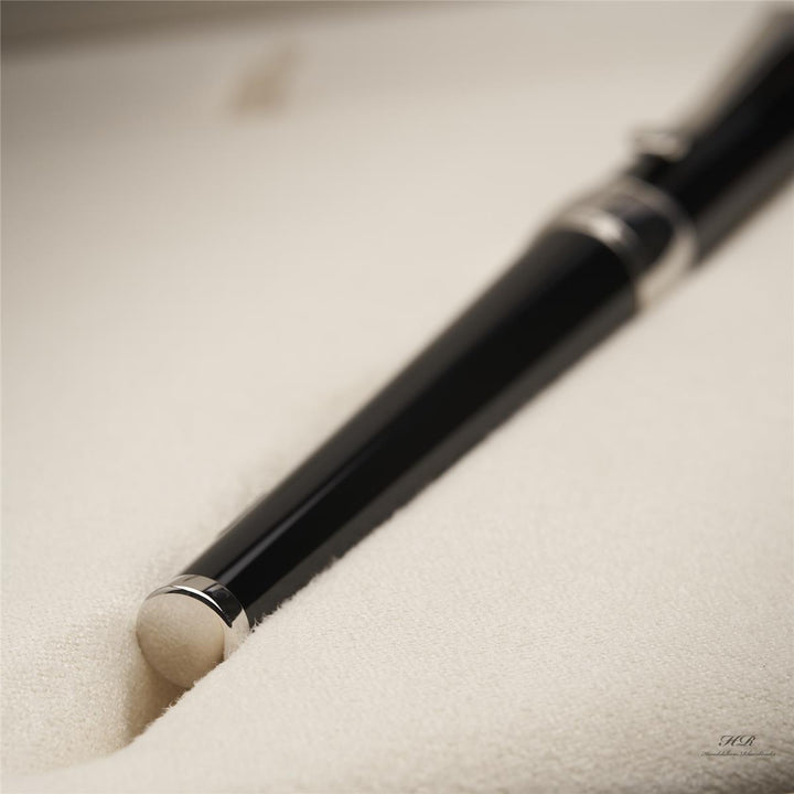 Montblanc Etoile de Montblanc Black Resin Diamond Fountain Pen ID 103377 OVP