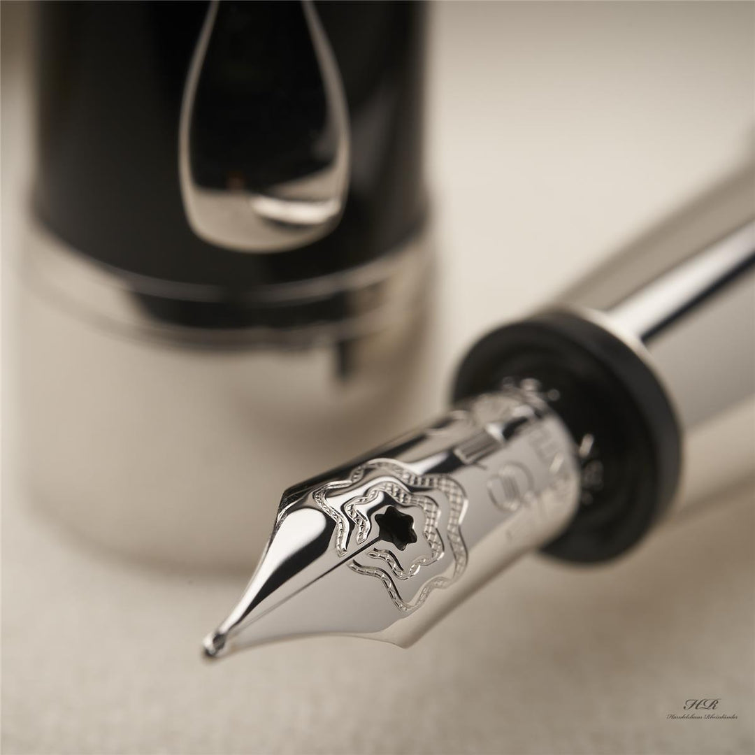Montblanc Etoile de Montblanc Black Resin Diamond Fountain Pen ID 103377 OVP
