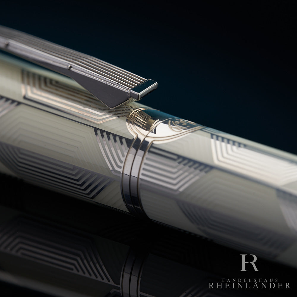 Montblanc Great Characters 2010 Limited Edition 1940 John Lennon fountain pen ID105810