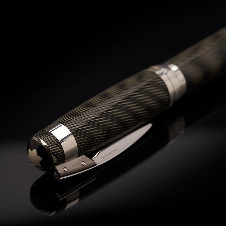 Montblanc Great Characters 2011 Limited Edition Alfred Hitchcock fountain pen ID 106508