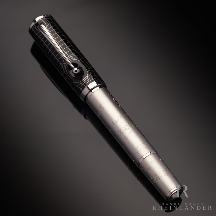 Montblanc Great Characters 2013 Limited Edition Albert Einstein fountain pen ID107472