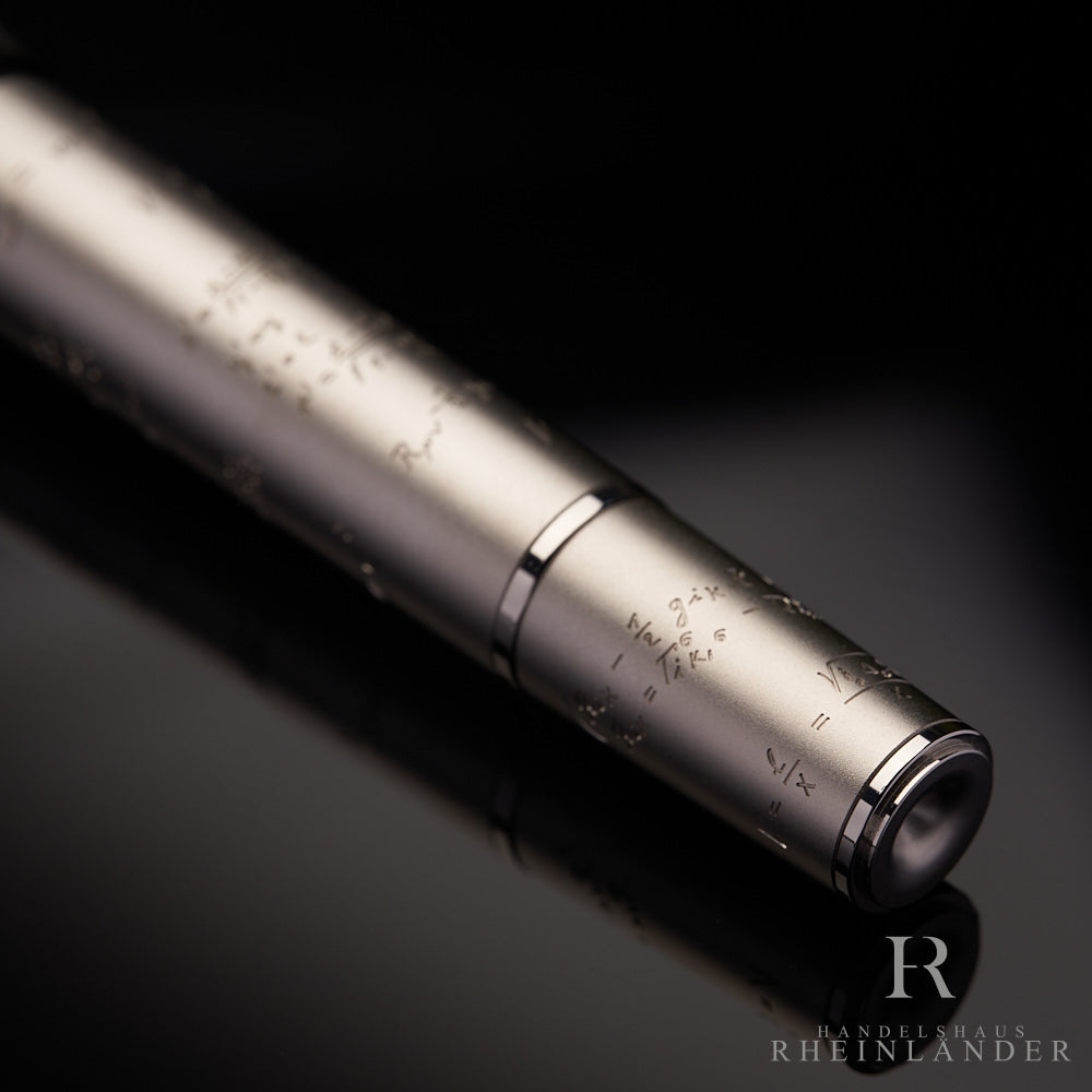 Montblanc Great Characters 2013 Limited Edition Albert Einstein fountain pen ID107472