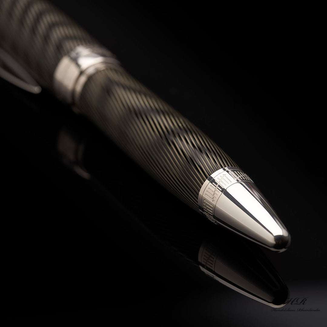 Bolígrafo de bolsillo Montblanc Grandes Personajes Edición Limitada Alfred Hitchcock ID 106509