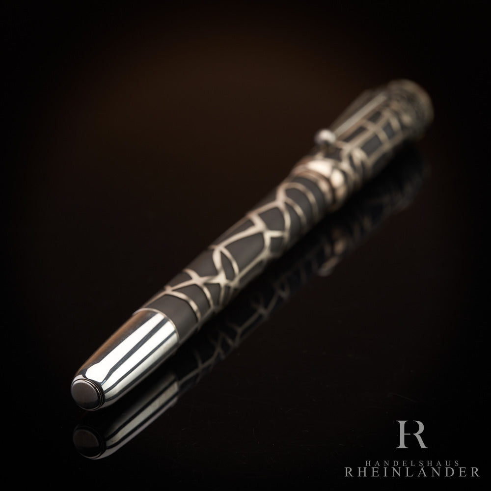 Montblanc Heritage Collection Rouge et Noir Metamorphosis 1906 Füller ID 117849