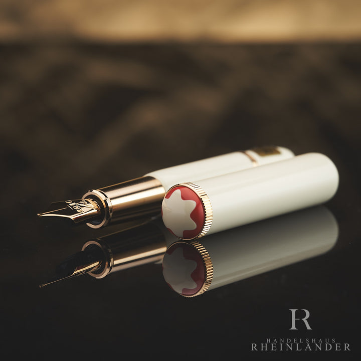 Pluma estilográfica Montblanc Heritage Rouge et Noir Edición Especial Baby Ivory 128121