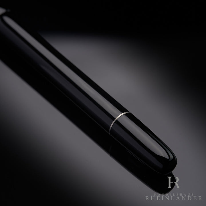 Pluma estilográfica Montblanc Heritage Rouge et Noir Spider Metamorphosis ID 117846 OVP