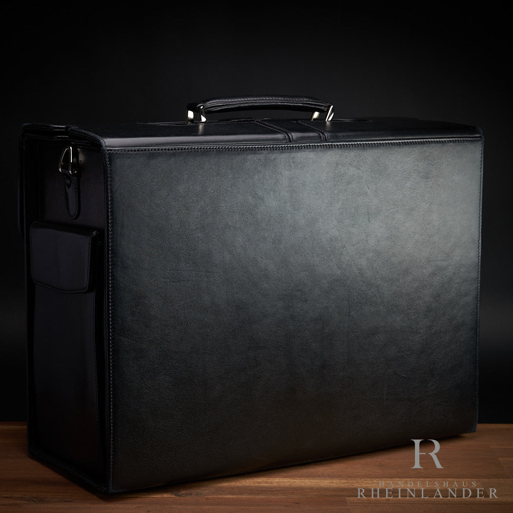 Montblanc Leather Goods Cashmere Pilot Case Lambskin Leather Black ID 02496 
